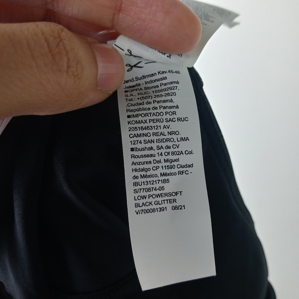Old Navy Low Powersoft Sports Bra/Top Size M - Picture 9 of 13